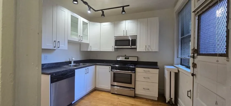 5631-39 S. Kenwood Ave.