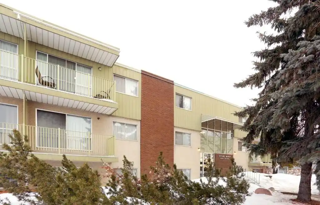 Evansdale Court Apartments
