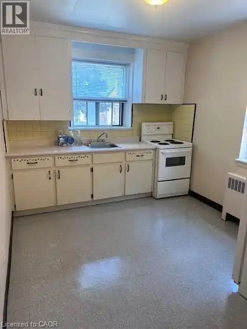 119 MACNAB Street Unit# 18