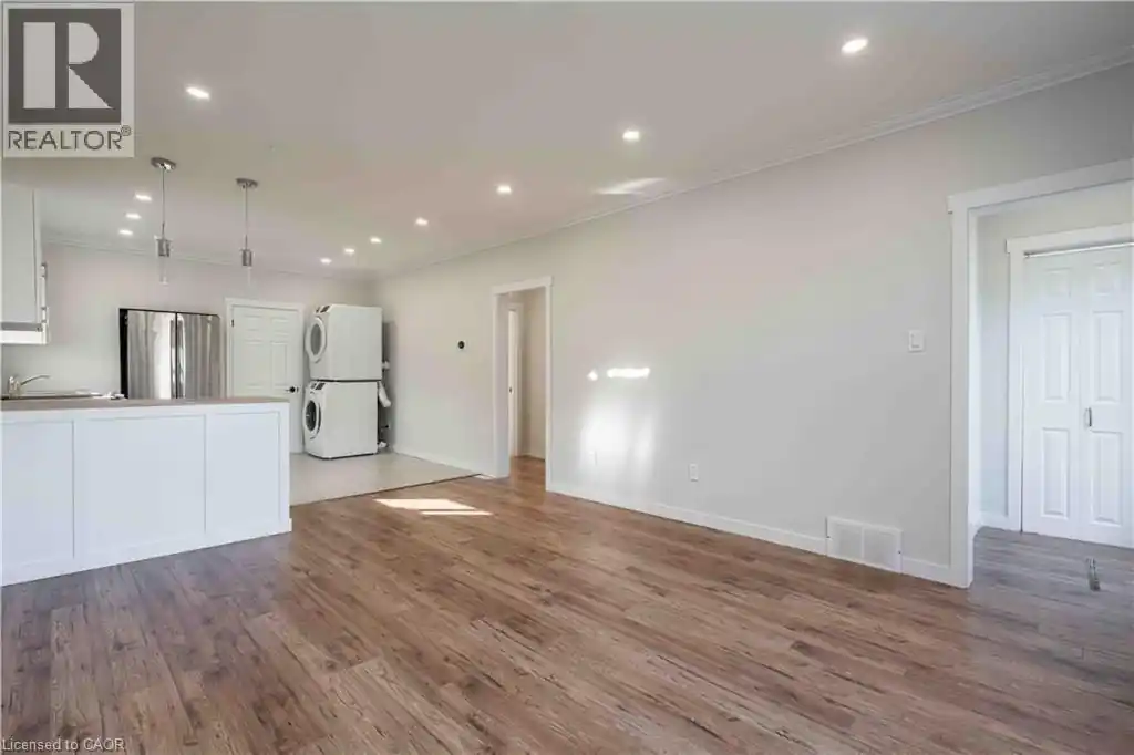 204 GLOW Avenue Unit# UPPER - 204 GLOW Avenue, Hamilton, ON