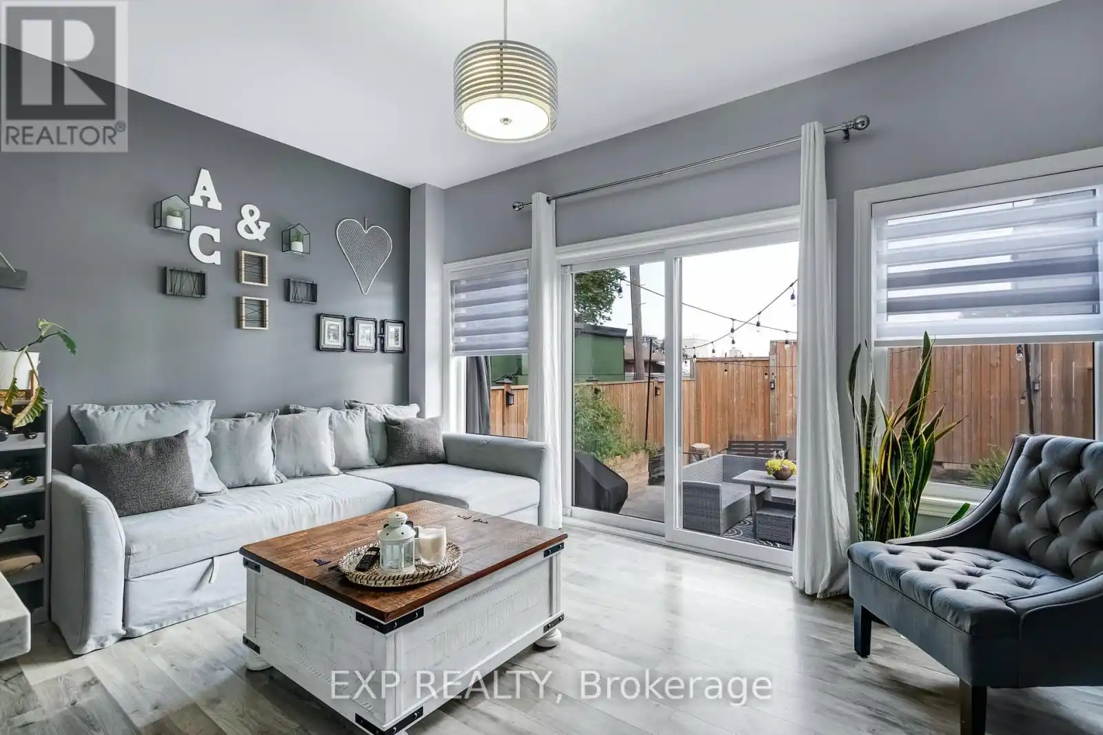 688 DUNN AVENUE - 688 Dunn Avenue, Hamilton, ON
