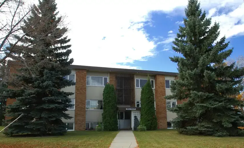 Lendrum Apartments - 5912 113A Street
