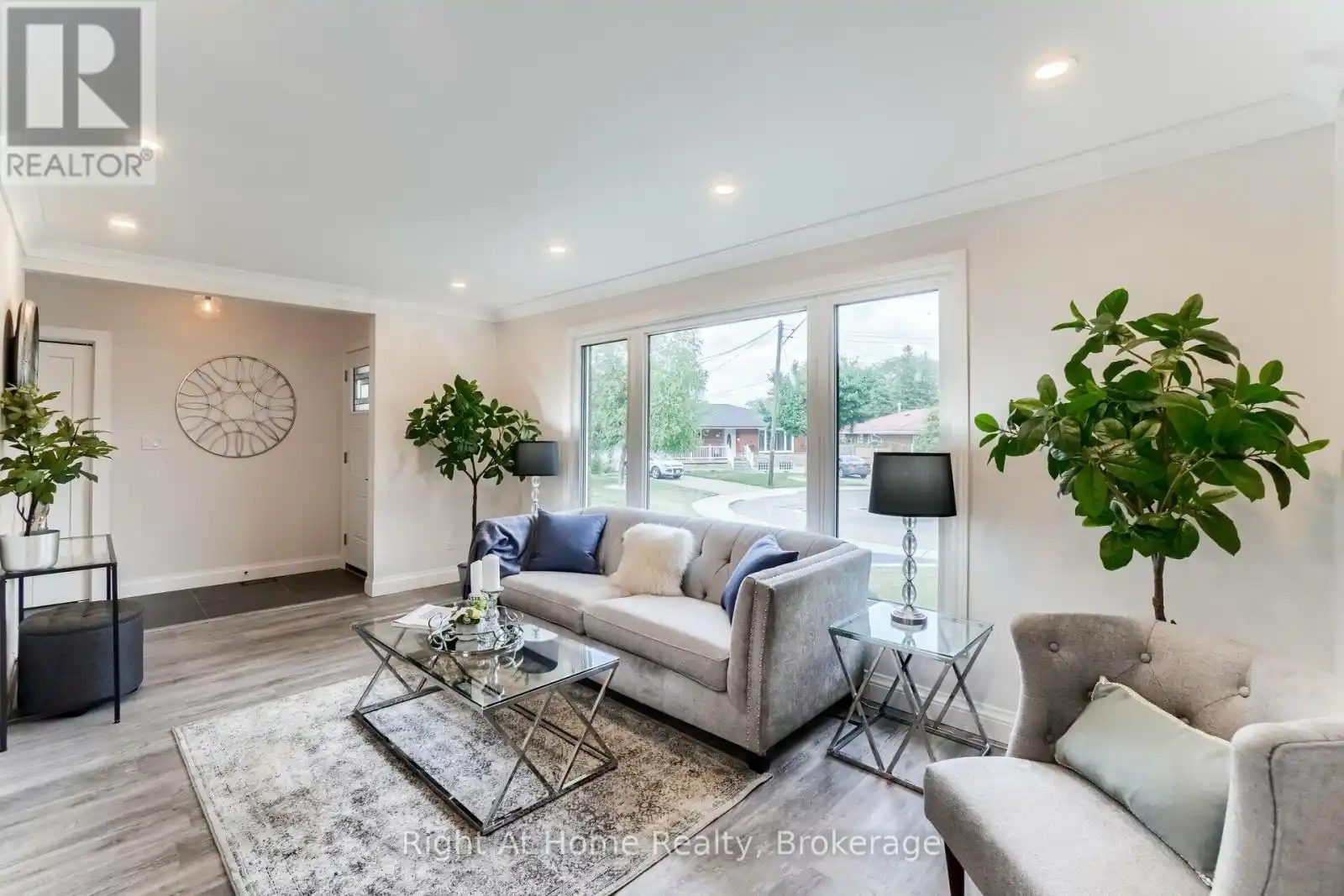 UPPER LEVEL - 69 HEATHER ROAD