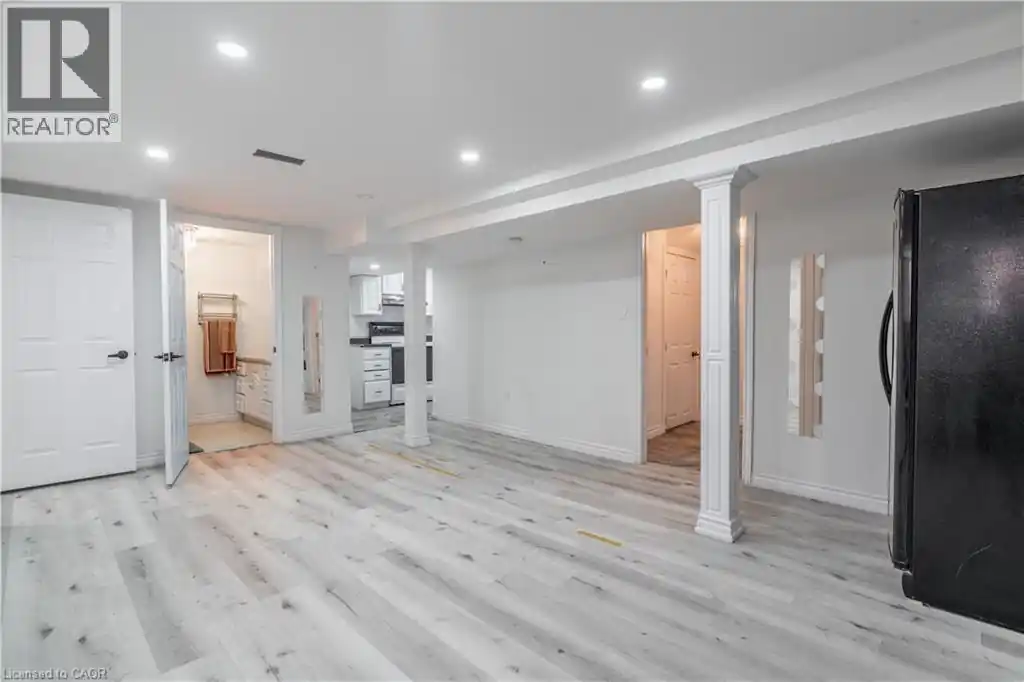 404 STONE CHURCH Road E Unit# Lower - 404 STONE CHURCH Road, Hamilton, ON