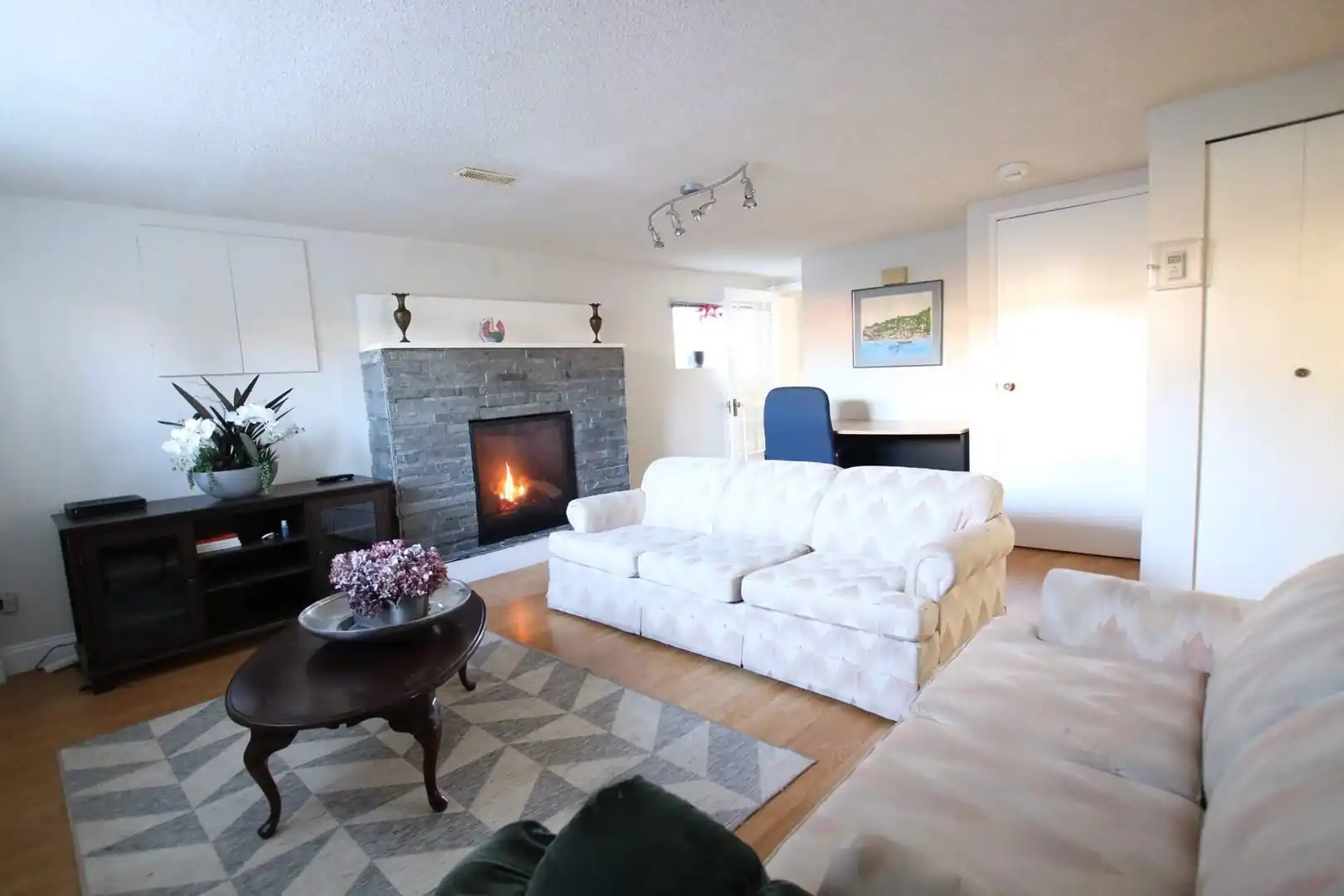 3770 Brandon Street, Burnaby, BC - Basement for rent