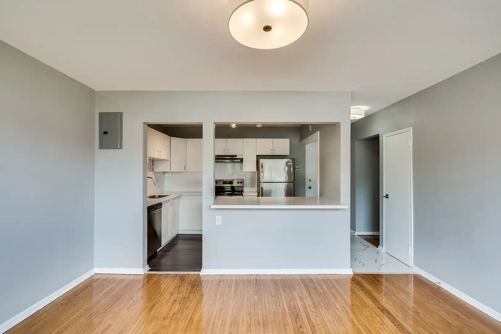 1797 Main Street West