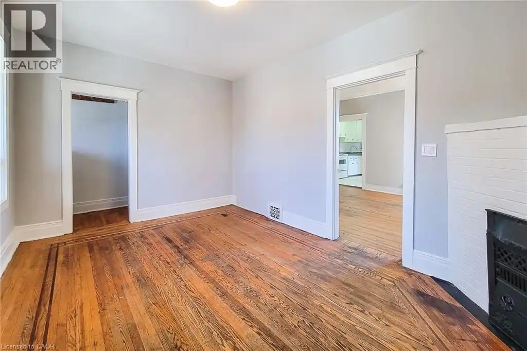 254 EMERALD Street N Unit# UPPER