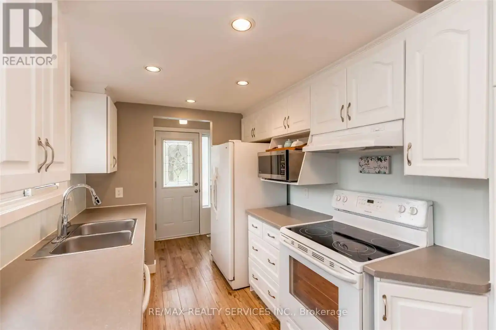 83 JANICE DRIVE - 83 Janice Drive, Barrie, ON