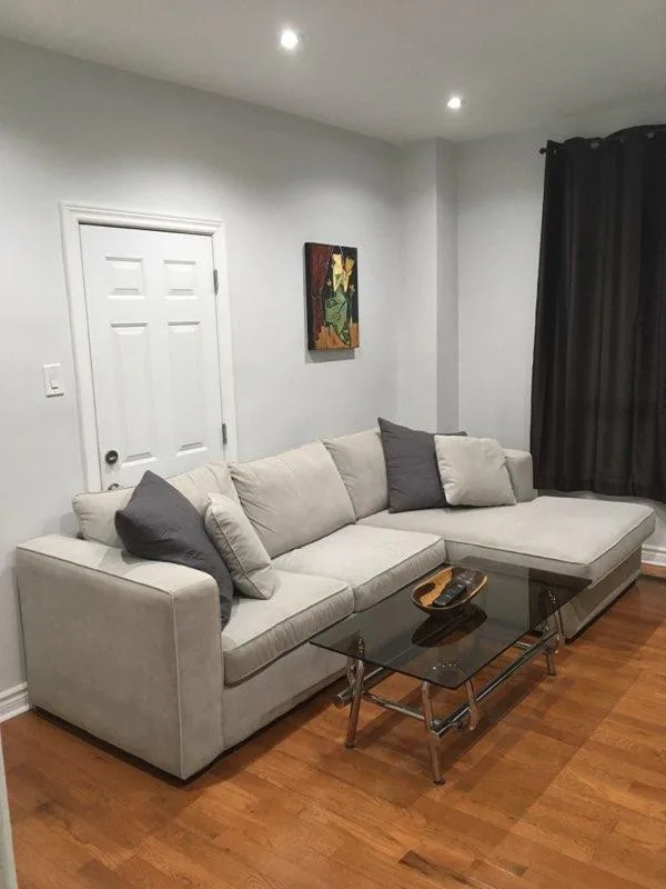 1 - 796 Ossington Ave
