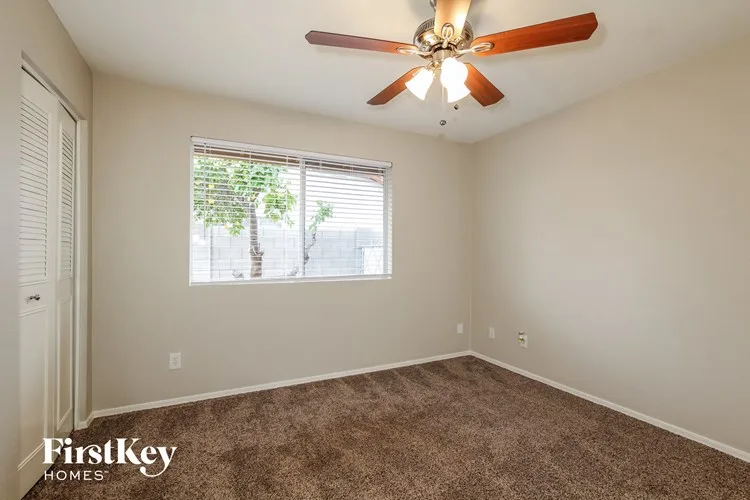 4237 W Brown St Phoenix, AZ 85051