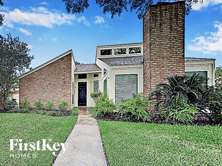 7451 Tunbury Ln Houston, TX 77095