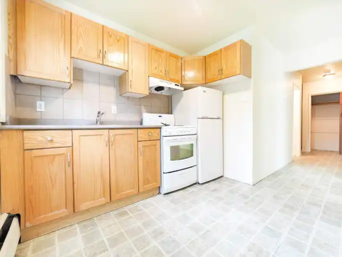 Acadia Apartments