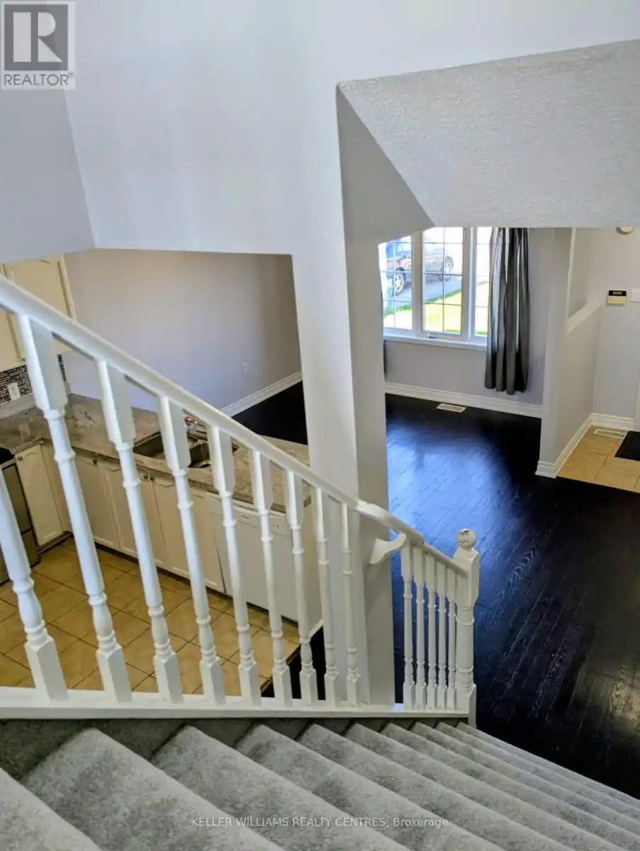 UPPER - 152 MADELAINE DRIVE - 152 Madelaine Drive, Barrie, ON