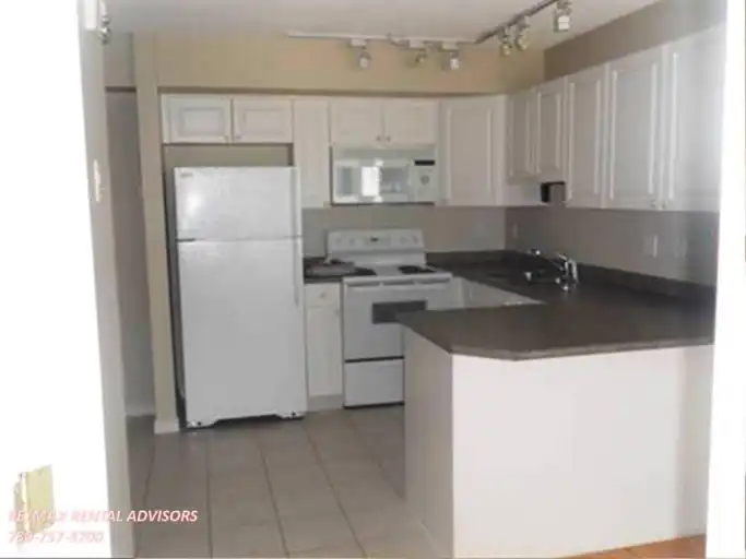 #608 10909 103 Avenue Northwest