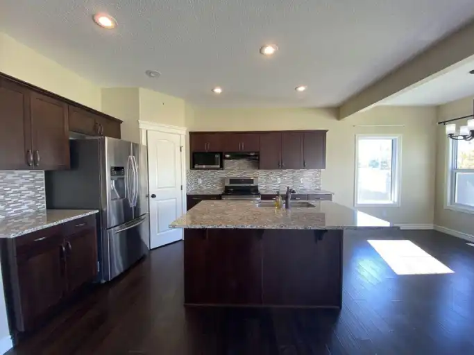 7266 Morgan Road Northwest, Edmonton, Alberta, Canada, T5E 6V7