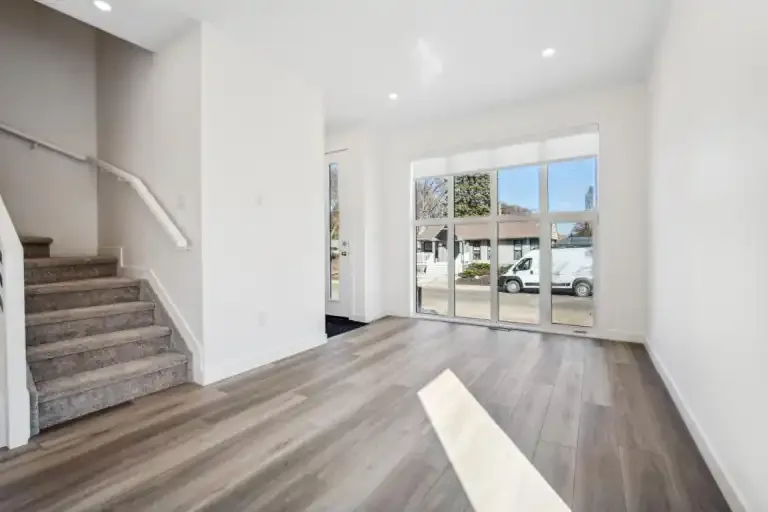 10427 70 Ave Edmonton