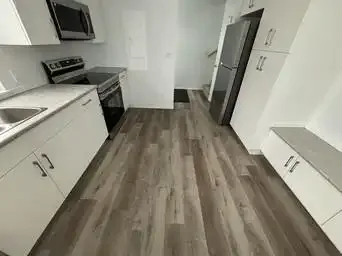 1 MONTH FREE – Modern 2 Bedroom, 1 Bathroom Basement Suite in NW Edmonton | SF209