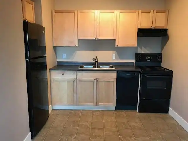 13035 69 Street - Updated Condo in Balwin