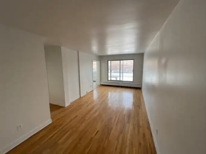 2660-2670 Kent