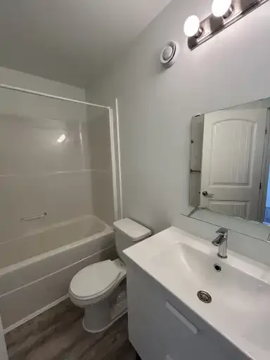 1 MONTH FREE – 4 Bedroom, 2.5 Bathroom Main Floor Home | Northwest Edmonton | SF203