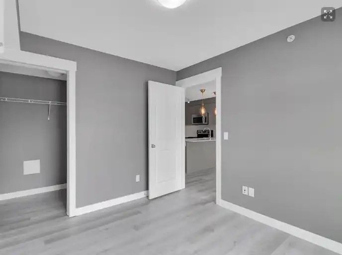 Spacious 3 Bed Family Home in Lymburn | Big Yard | Oversized Garage