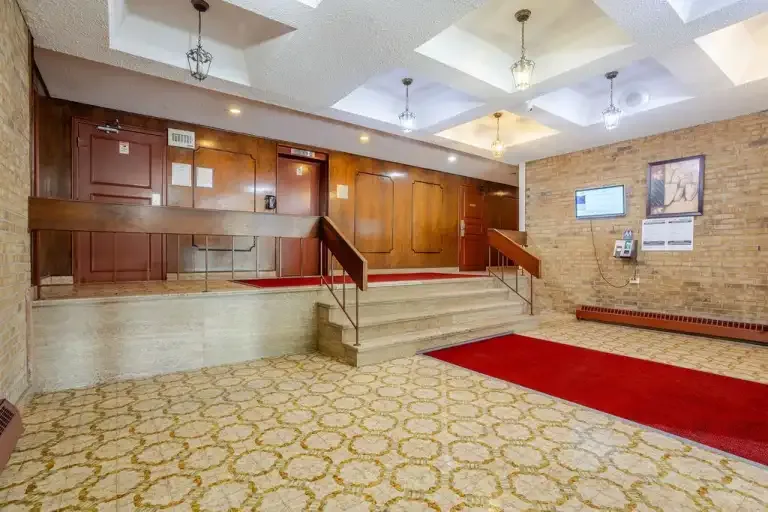 1225 Alexis-Nihon