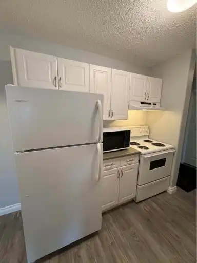 Spacious 2 Bed, 2 Bath Condo | Elevator + Heated Underground Parking