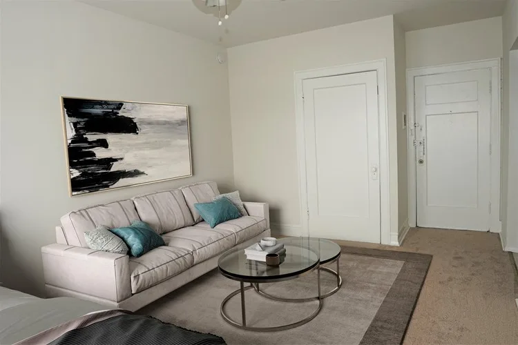 4606 N. Hermitage