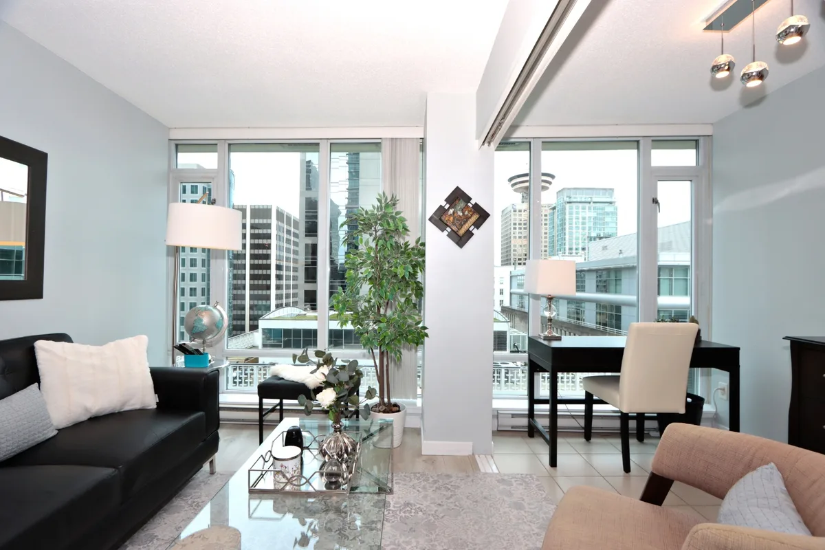 610 Granville St, Vancouver, BC