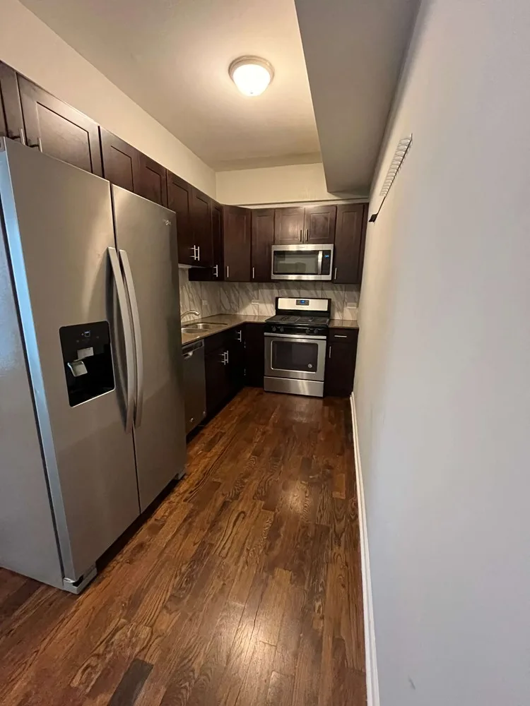 4650-52 N Sheridan Rd