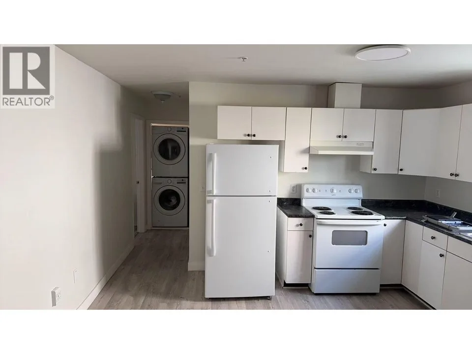 Ground level-21xx FRASER AVENUE Coquitlam, British Columbia | Long Term Rentals | Burnaby/New Westminster | Free local classifieds - Kijiji