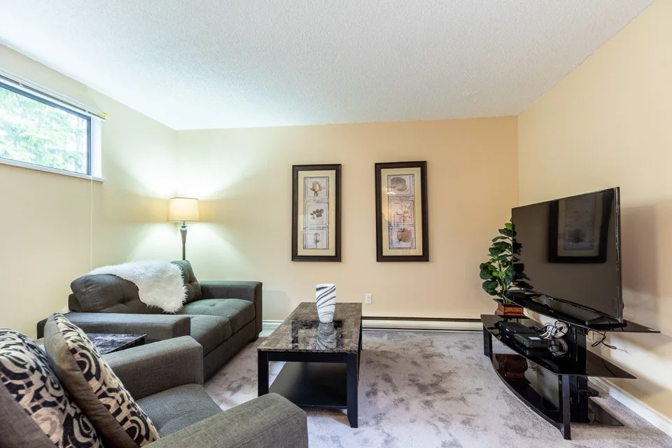Furnished 2-Bedroom Condo – Mountain Wood Complex (Near SFU) | Long Term Rentals | Burnaby/New Westminster | Free local classifieds - Kijiji