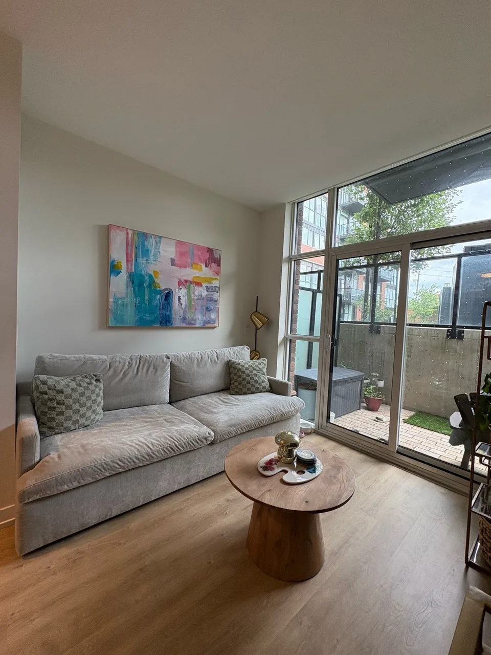 1 bedroom + 1 bath condo (Stockyards) | Long Term Rentals | City of Toronto | Free local classifieds - Kijiji