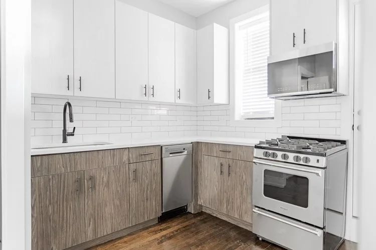 2957-9 N. Milwaukee/3001 N. Central Park