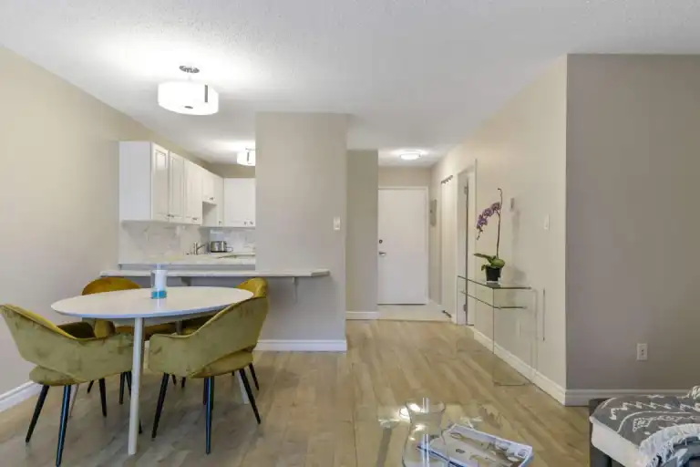 Fountaine Bleue Apartments