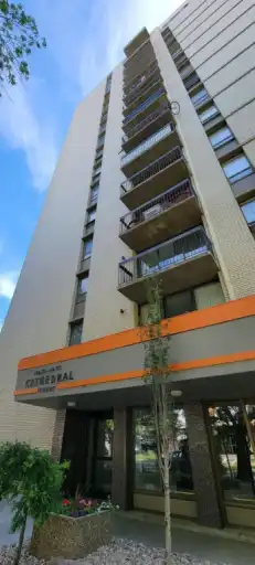 Cathedral Court Apartments