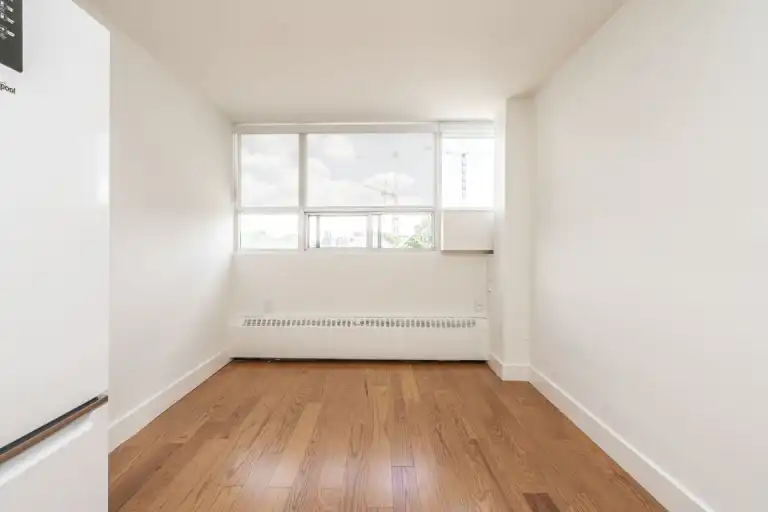 730 St. Clarens