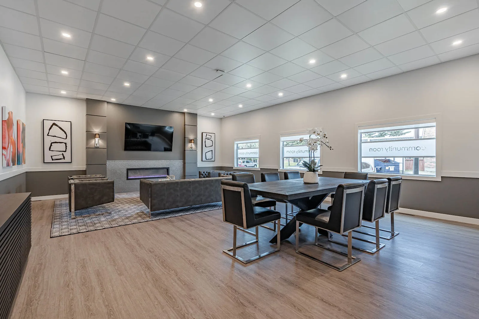 OAK HILL ESTATES - $500 Move-In Bonus with a 12-Month Lease