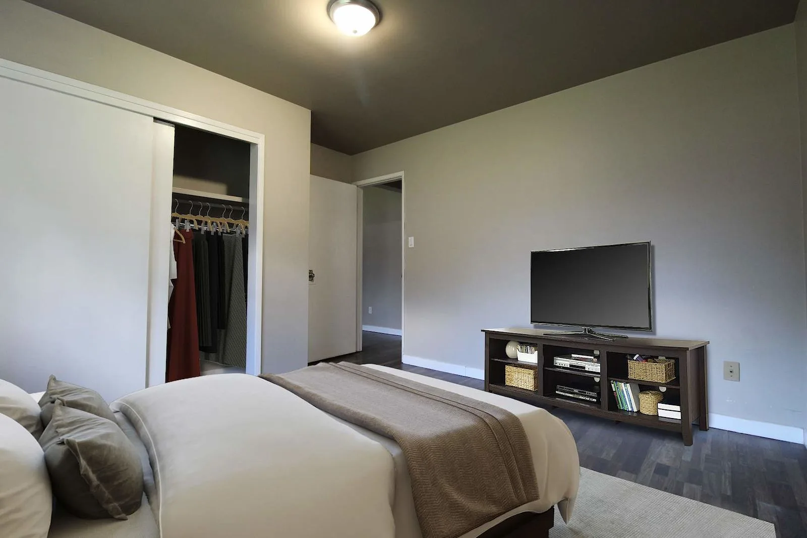 Queen Mary Apartments