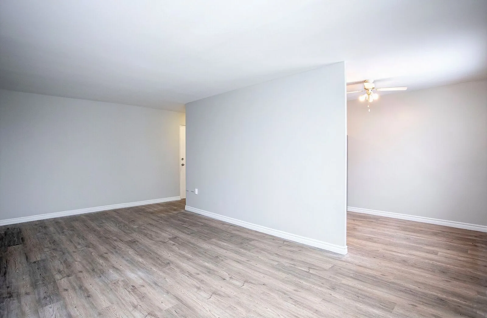 Minutes from the Springbank Park, shopping, and schools!