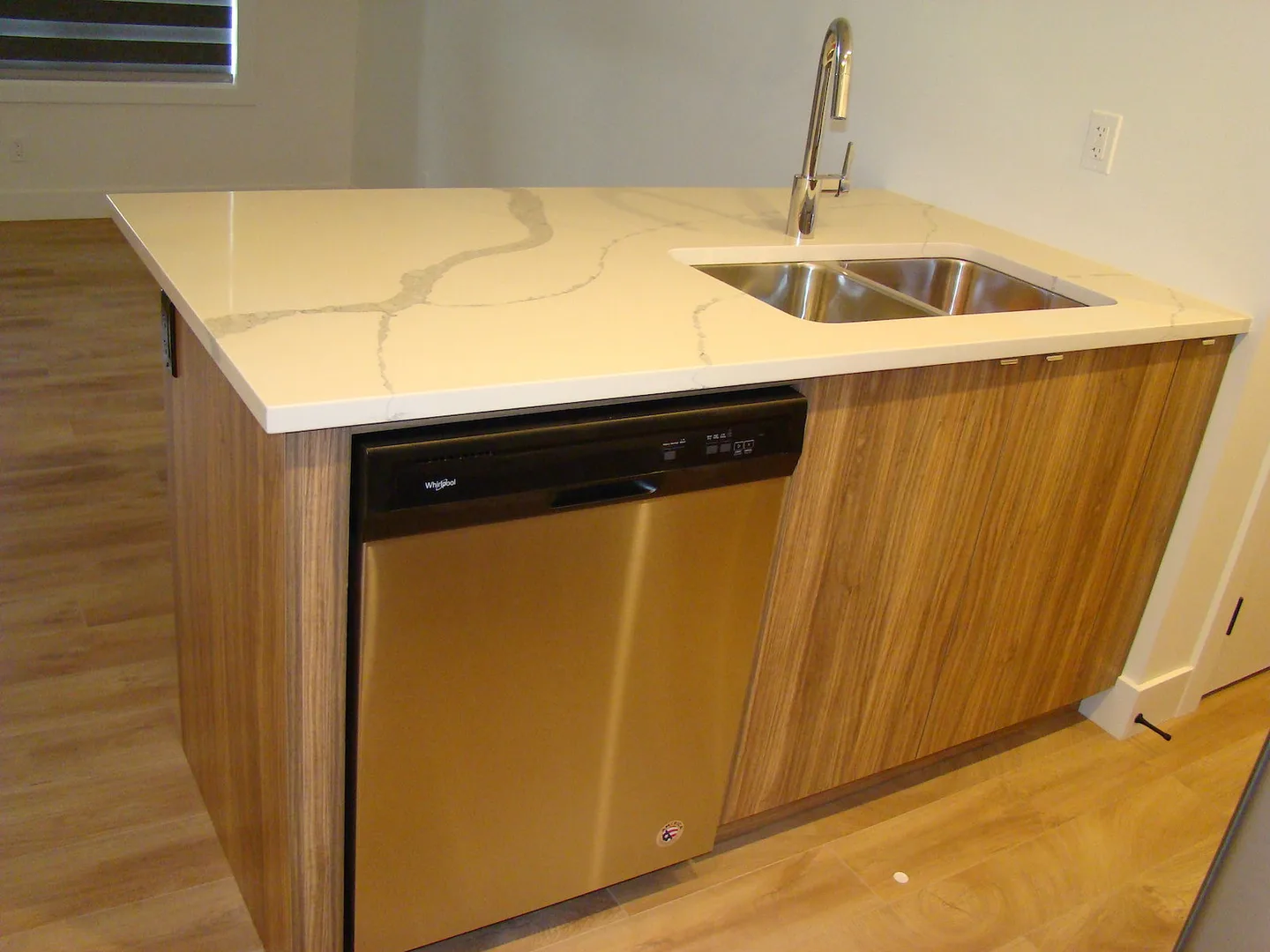 Condo with single Garage ready to move in new Savanna Community NE