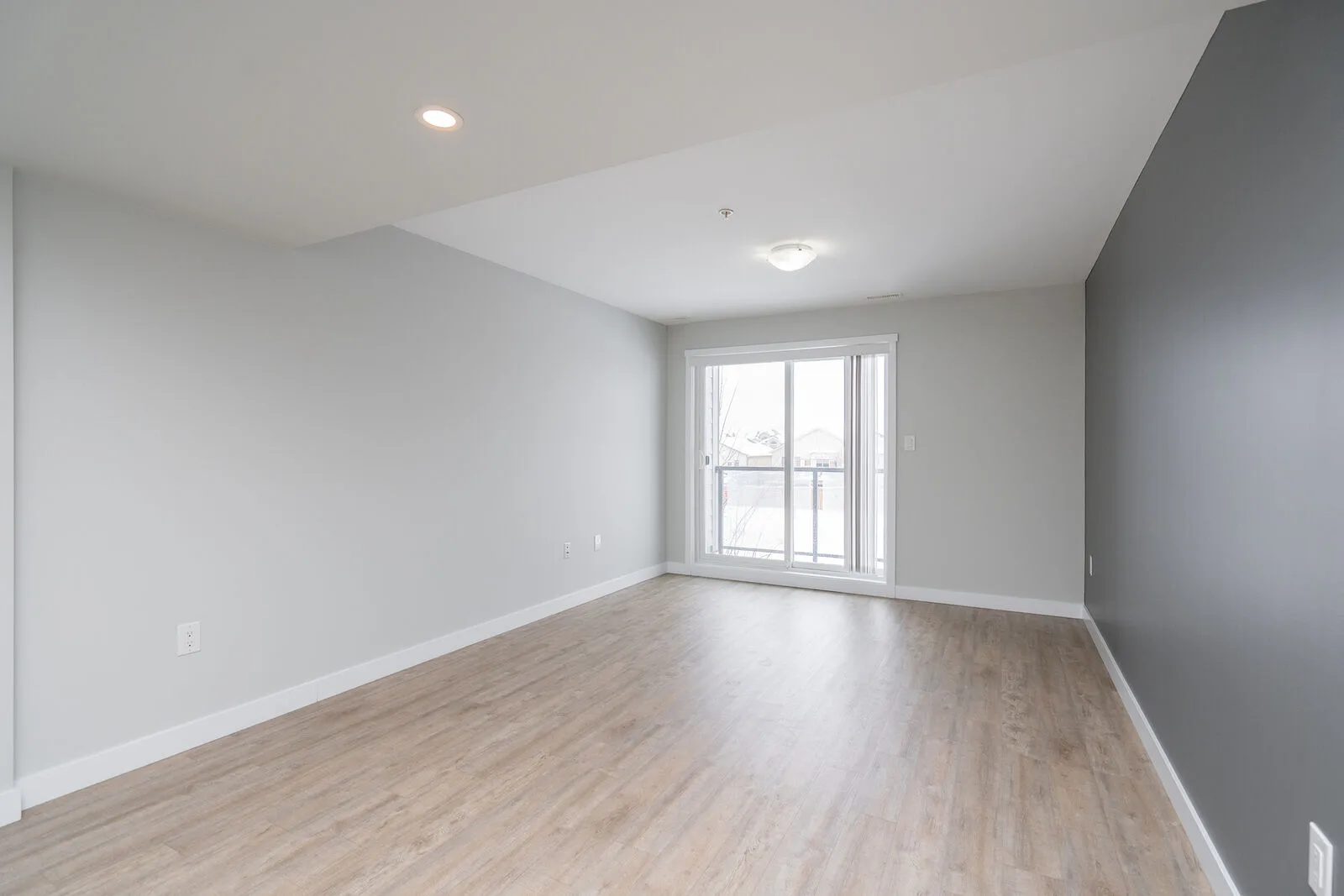 Waterford Village Apartments