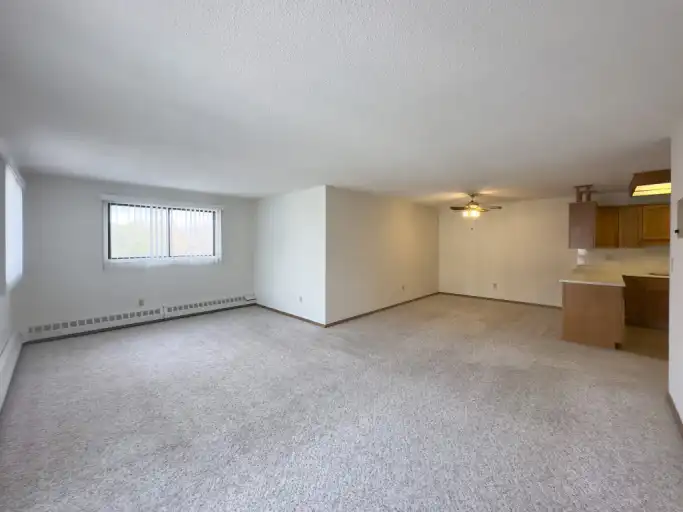 Eben-Ezer II | 1 & 2 Bedroom Apartments Near Whyte Avenue