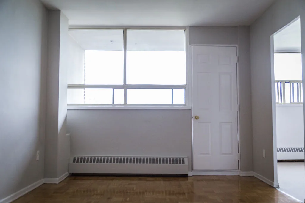 Well-maintained building in great location!