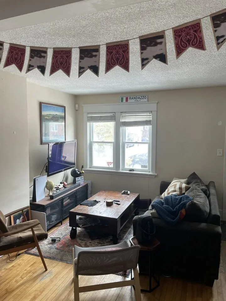 568 Chapel Street, Ottawa, ON K1N 7Z8, CA
