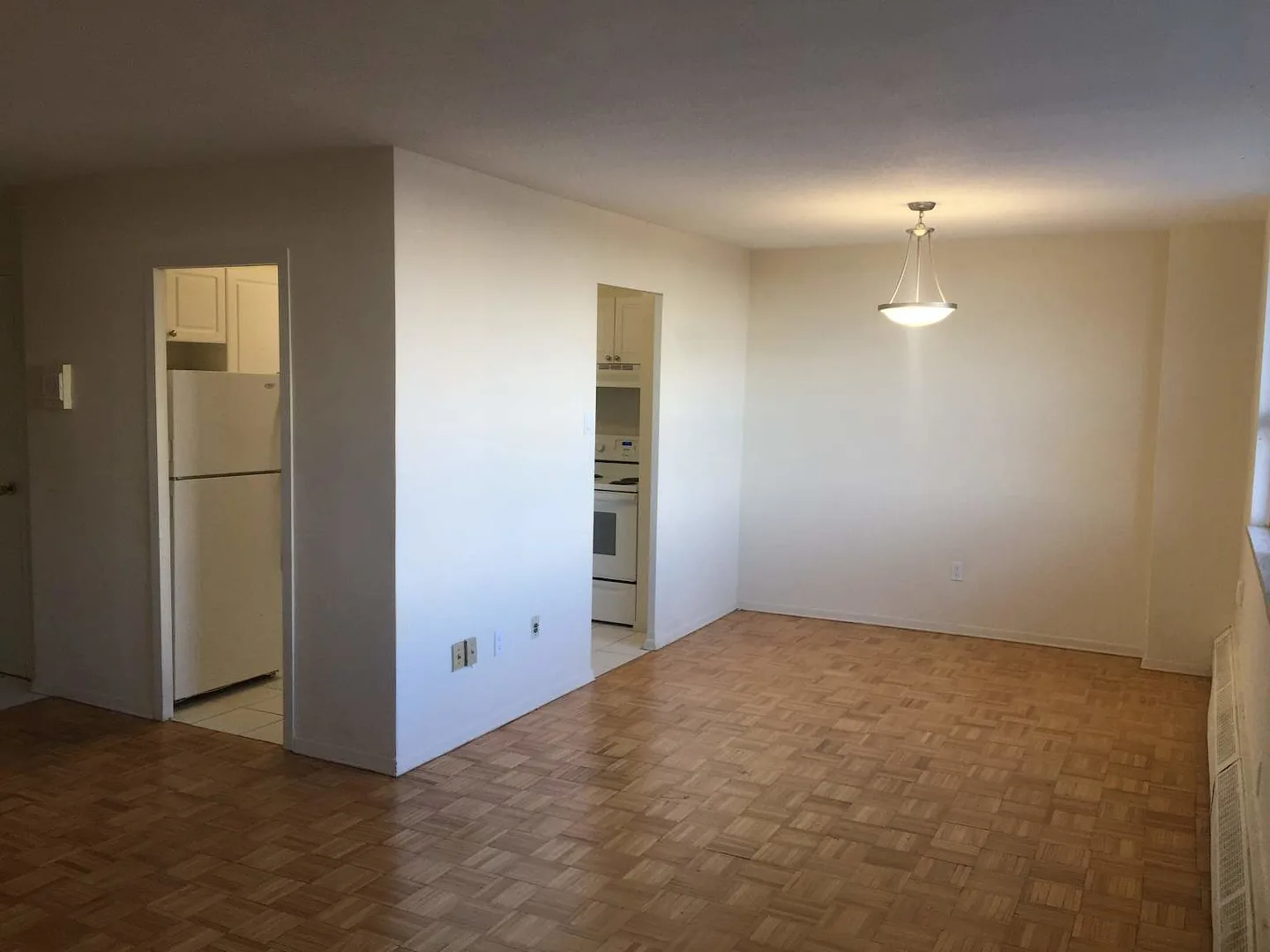 775 Steeles Avenue West