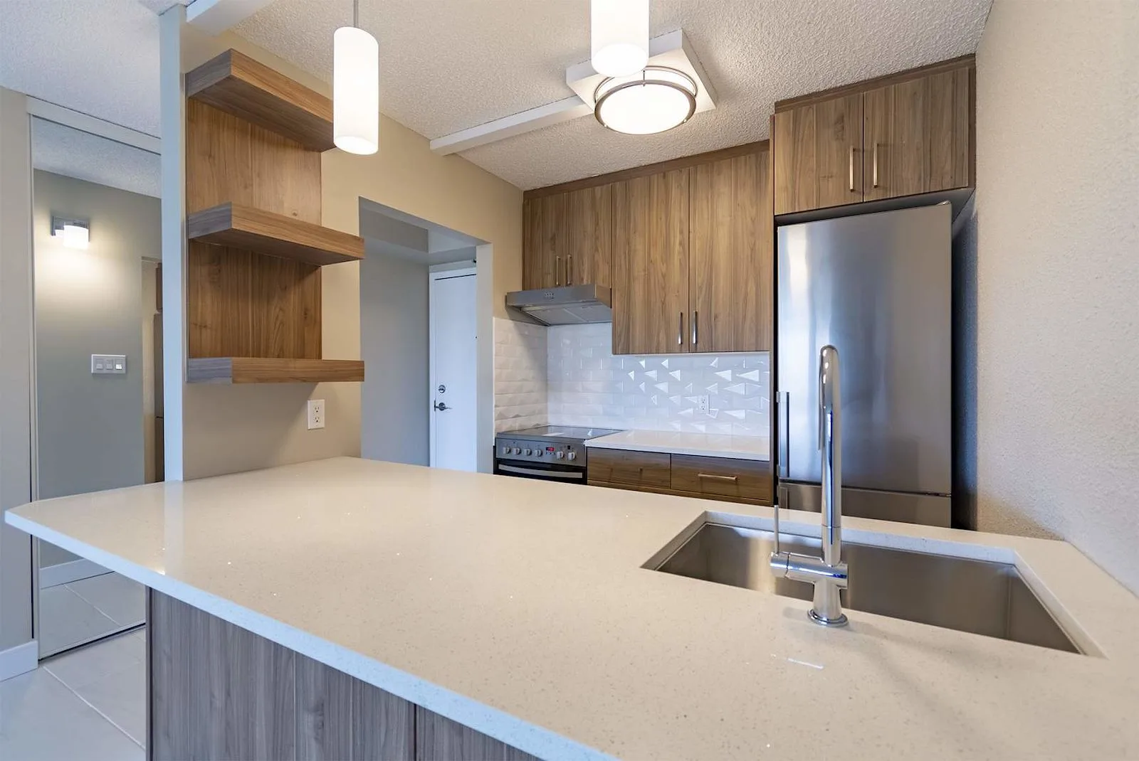 Great Apartment - Apartments For Rent in Downtown Edmonton | Le Jardin