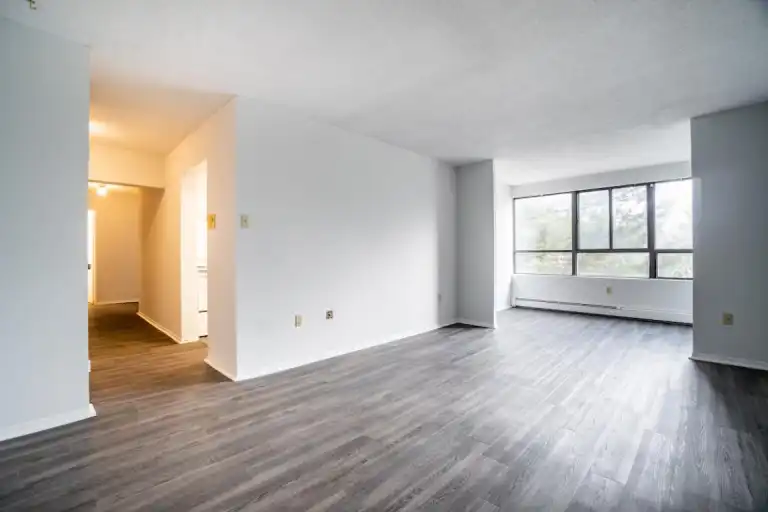 Fiddlers West Apartments
