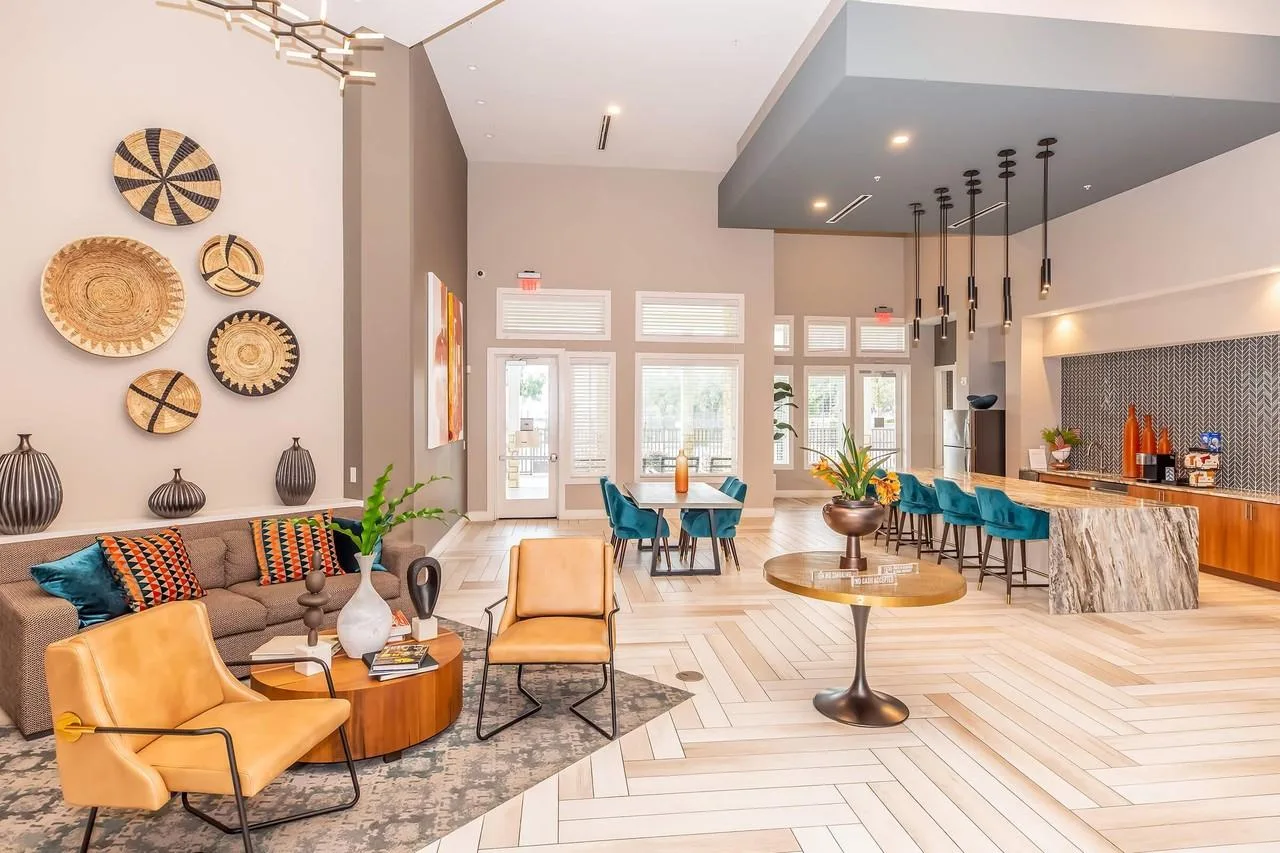 Green Oaks Apartments