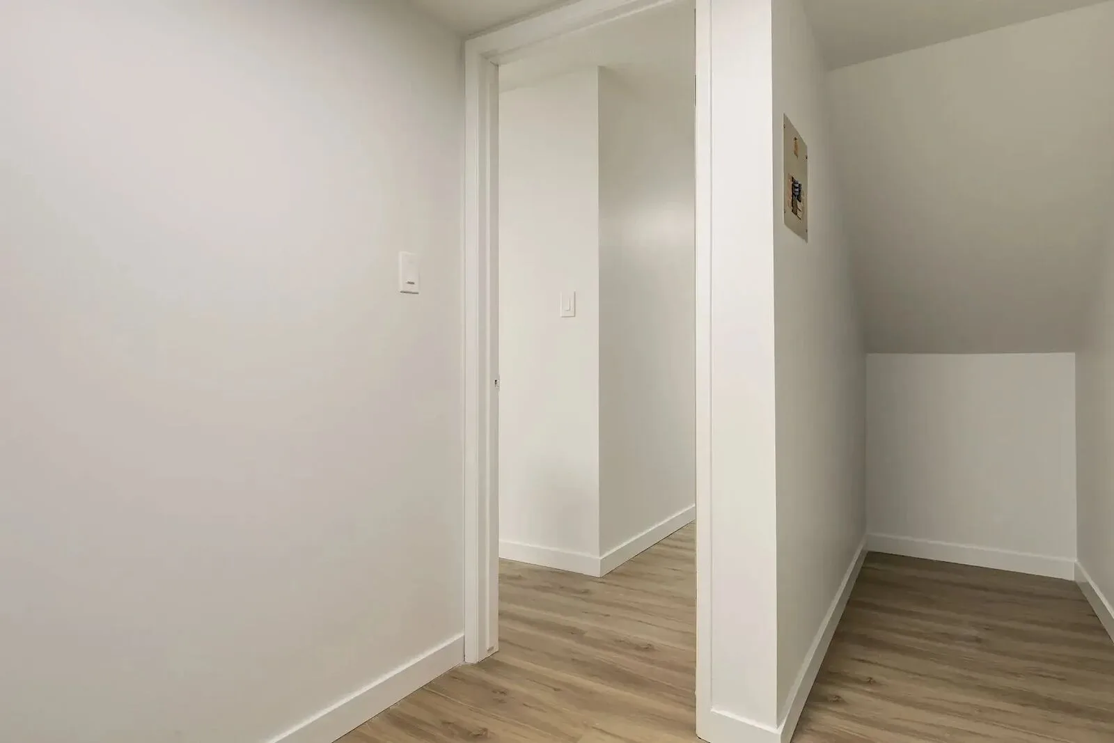 Enjoy the on-site playground and outside green spaces | Perfect for young families!
